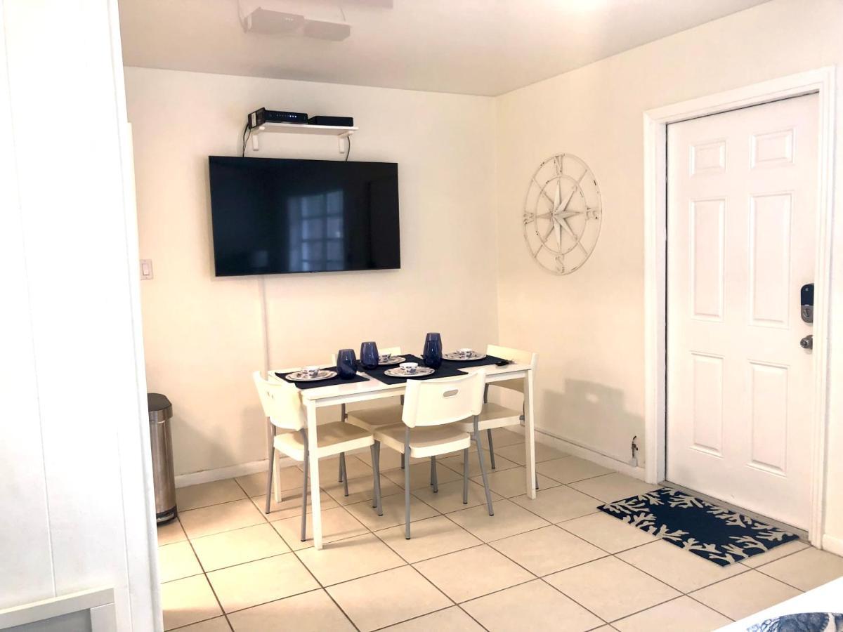 Gorgeous Beachy Chic Condo In Key Biscayne Маямі Екстер'єр фото